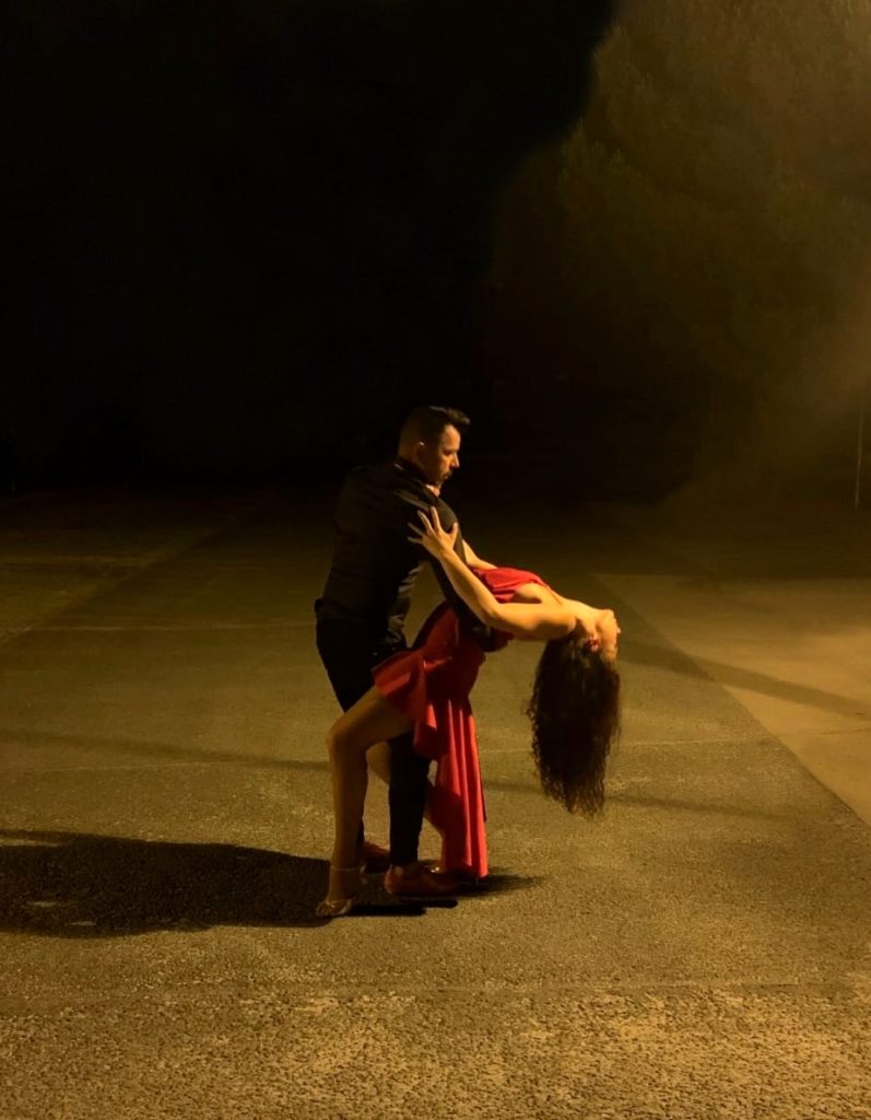duo-danseurs-salsa-bachata